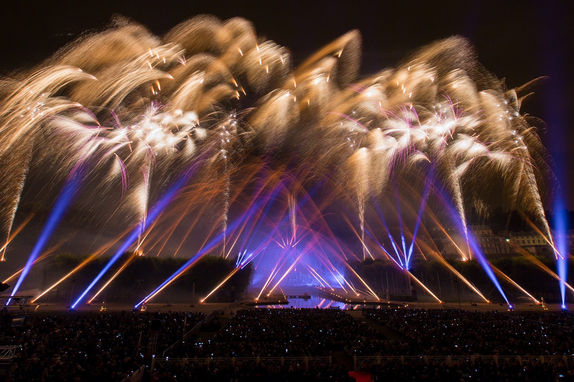 Lumiere En Seine Parc De Saint Cloud Le Grand Feu d'artifice de Saint-Cloud