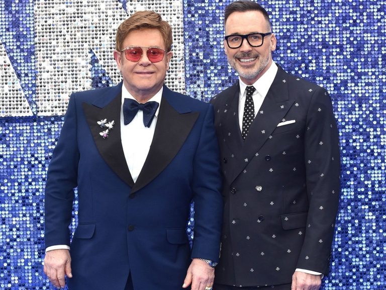 ELTON JOHN ET SON MARI