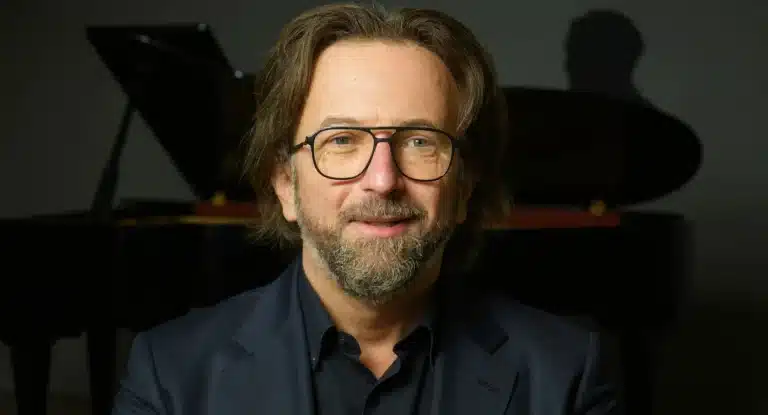 Alexandre Jaffray, chroniqueur musical de Télématin et compagnon de Natacha Régnier