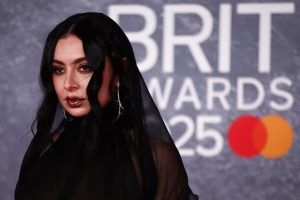 Charli XCX, au casting du prochain film de Martin Scorsese