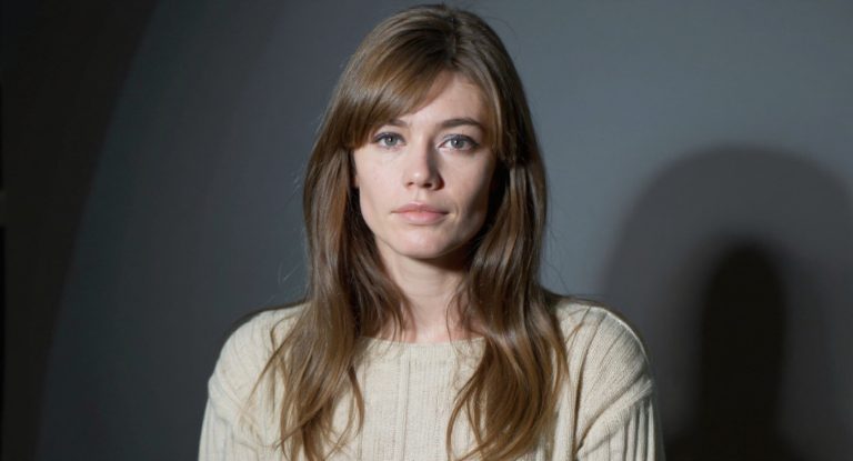 Hommage à Françoise Hardy, icône de la chanson française